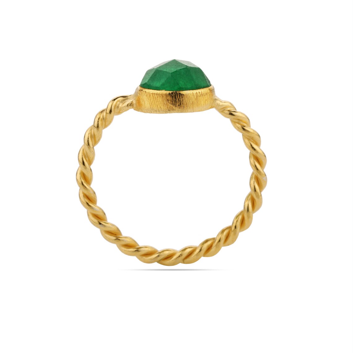 Round Green Emerald Quartz Ring, Twisted Band Gemstone Ring, Green Birthstone Ring, Green Gold Ring, Round Checker Cut Ring