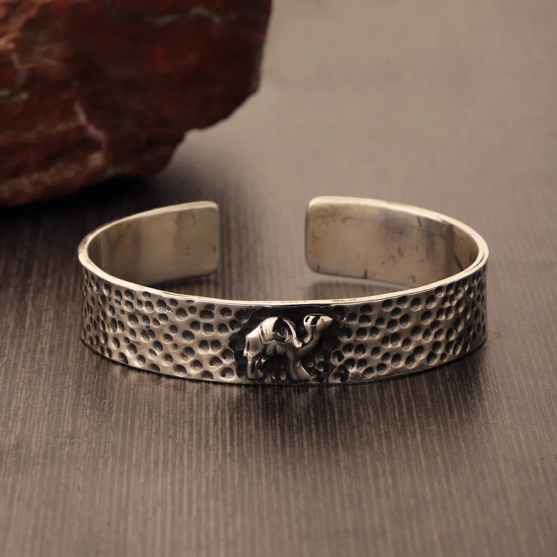 Sterling Silver Cuff, Camel Bracelet, Camel Pics Cuff, 925 Sterling Silver Cuff Bracelet Camel Engraving Cuff