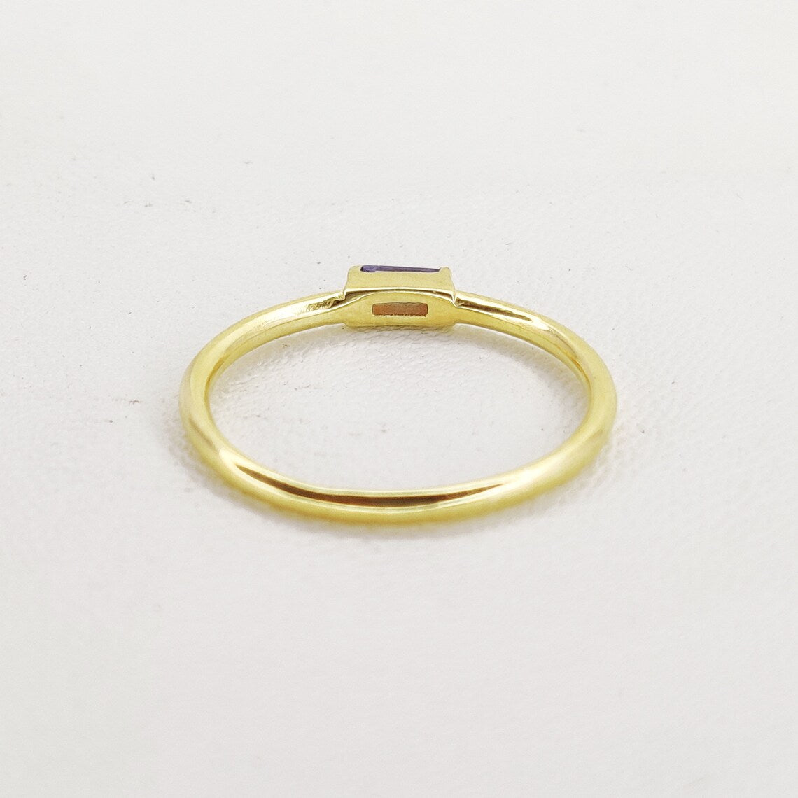 Tanzanite Baguette Gold Ring, Minimalist Ring, December Birthstone Jewelry, Lilac Gemstone Ring, Art Deco Stacking Ring, Dainty Ring