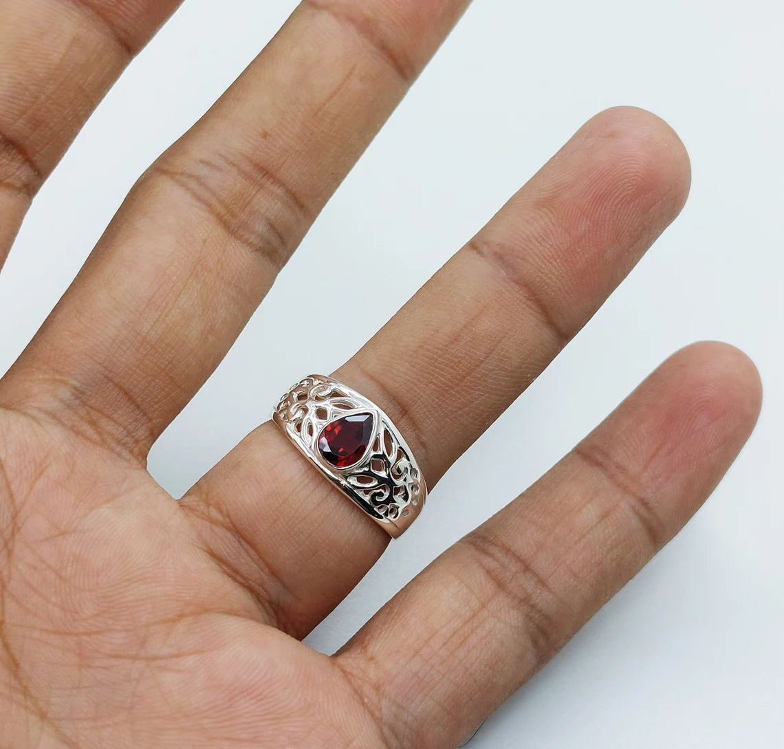 Natural Garnet Pear Ring - 925 Sterling Silver Garnet Birthstone Ring