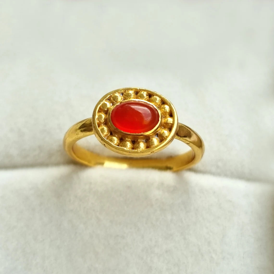 Oval Carnelian 18k Gold Ring, Carnelian Gemstone Ring, Carnelian Oval Cabochon Ring, Handmade Ring, Statement Ring, August Birthstone Ring
