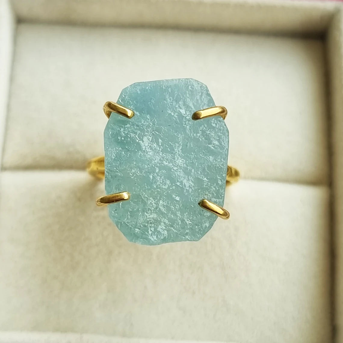 Raw Aquamarine Ring, Sterling Silver Jewelry, Natural Aquamarine , Antique Ring, Rough Stone Ring, Statement Ring, Gift For Mom