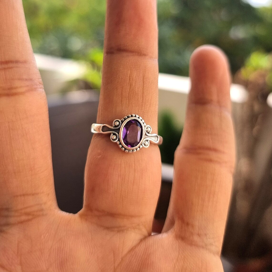 Amethyst Oval Silver Ring, Sterling Silver Amethyst Minimalist Ring, Amethyst Birthstone Ring, Amethyst Gemstone Ring