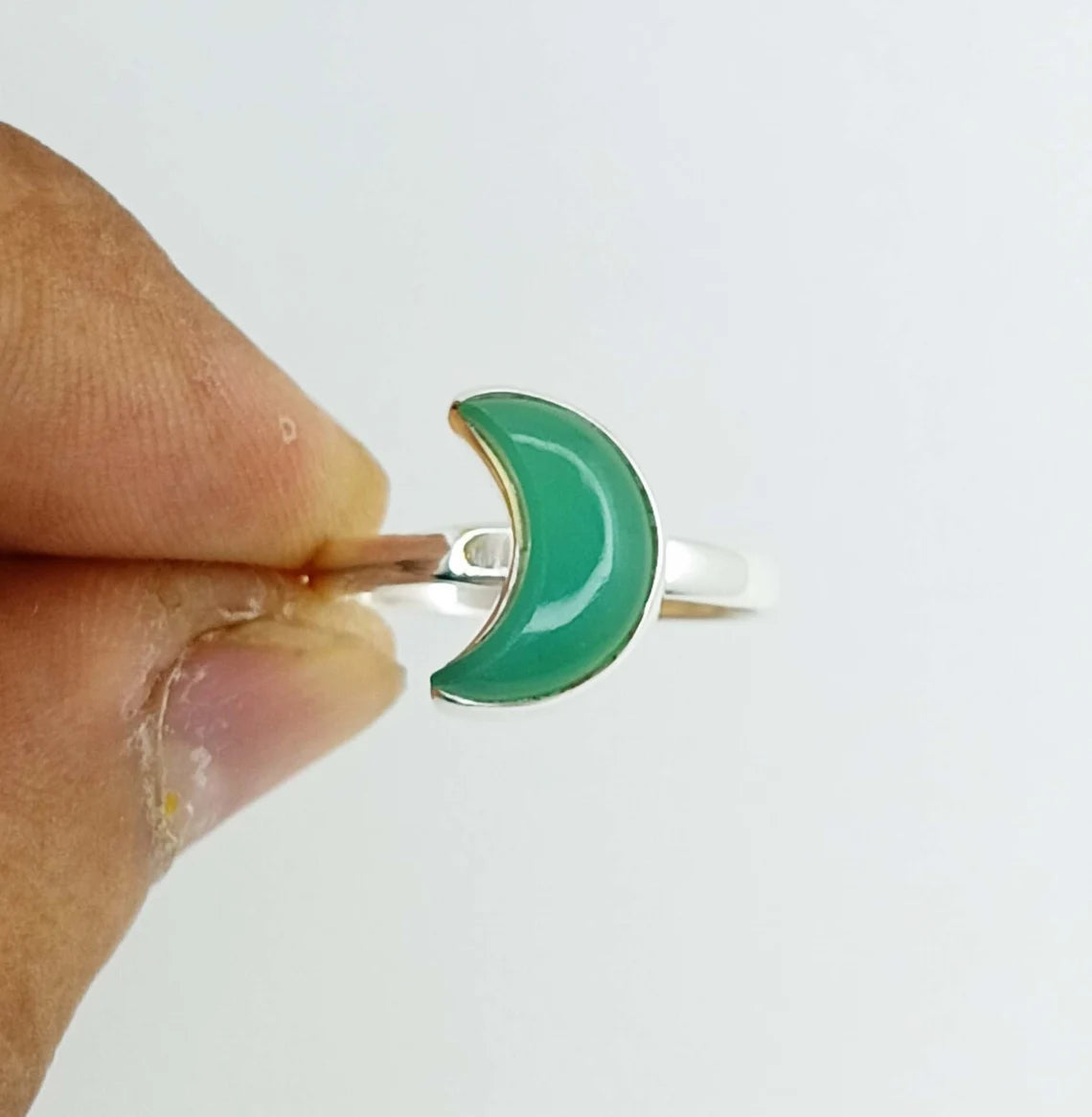 Crescent Moon Green Onyx Ring - Silver Green Onyx Ring - 925 Sterling Silver Green Onyx Gemstone Ring - Moon Shape