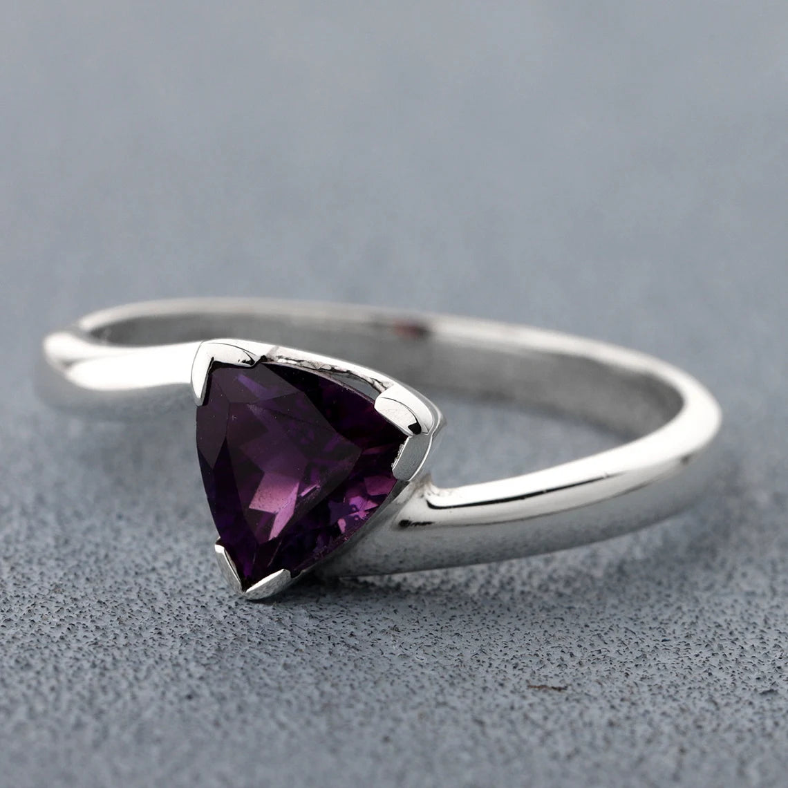 Amethyst Ring- Amethyst Gemstone Ring- February Birthstone Ring- Trillion Cut Amethyst Ring - 925 sterling silver