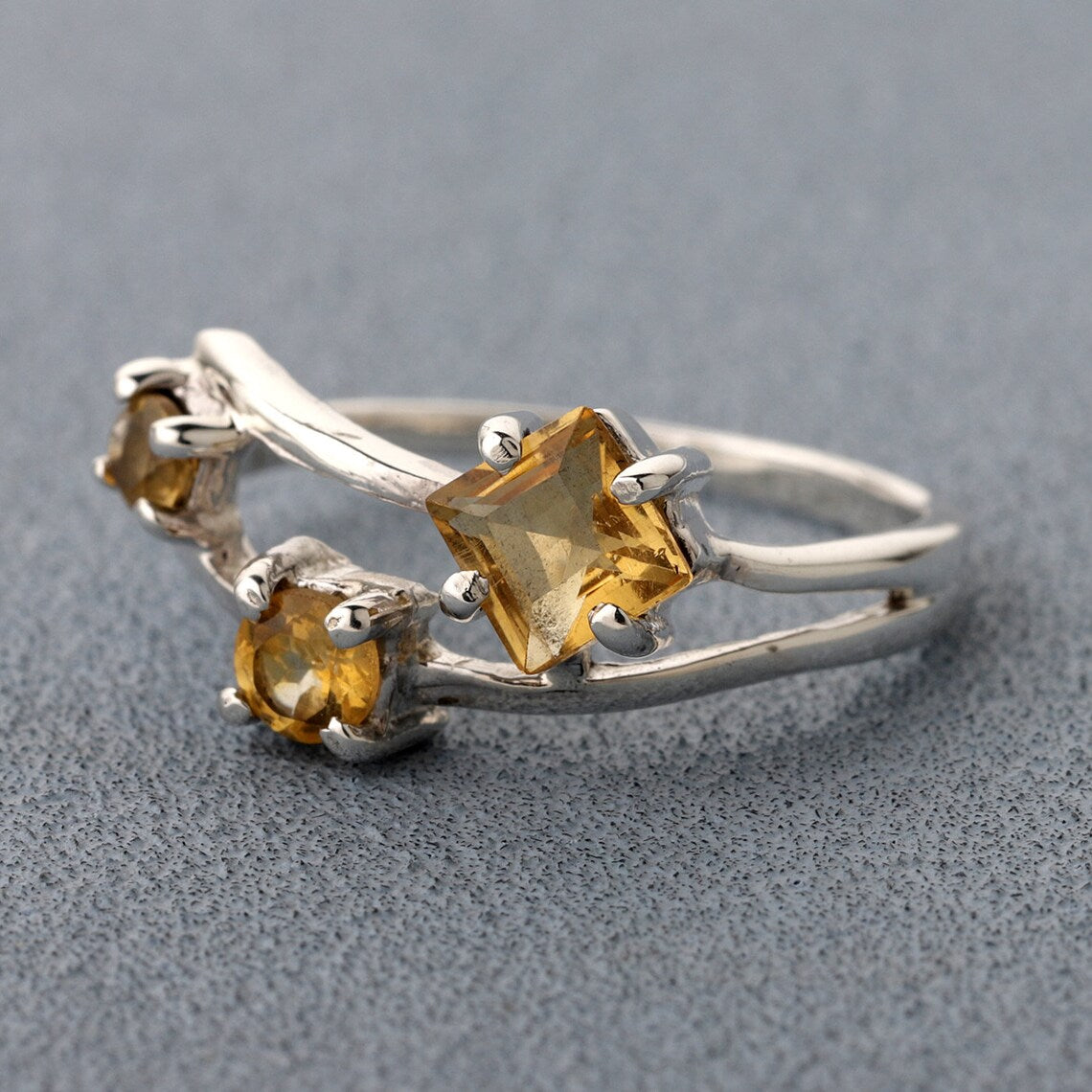 Citirne Ring, Yellow Citrine Ring, Citrine Prong Ring, Multi Citrine Ring, Gift For Her, Everyday Ring, Gift, Round Citrine Silver Ring