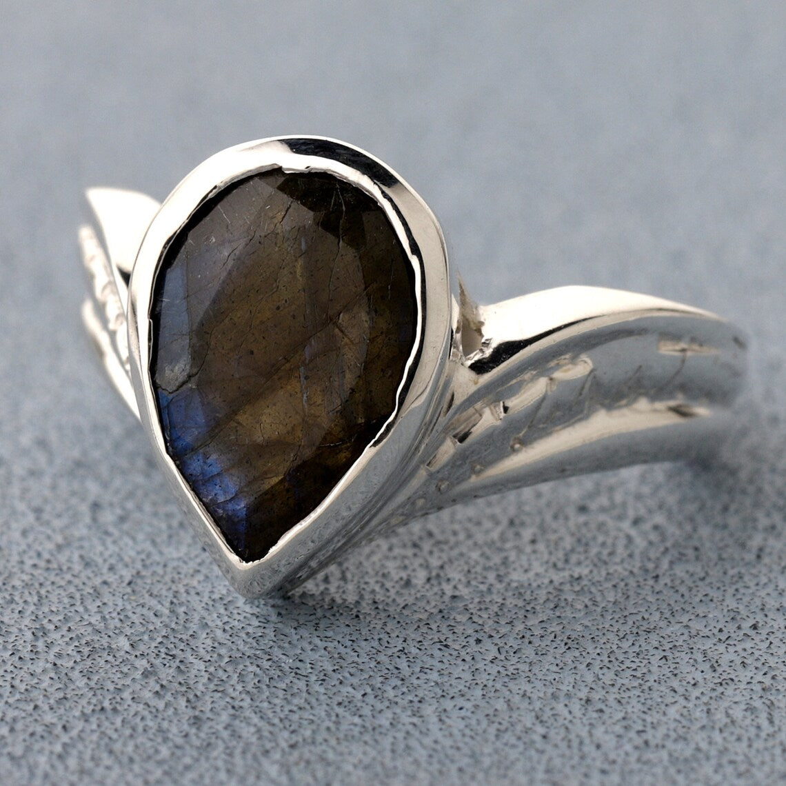 Labradorite Ring * Sterling Silver Ring * Statement Ring * Gemstone Ring * Labradorite * Bridal Ring * Wedding Ring * Organic Ring