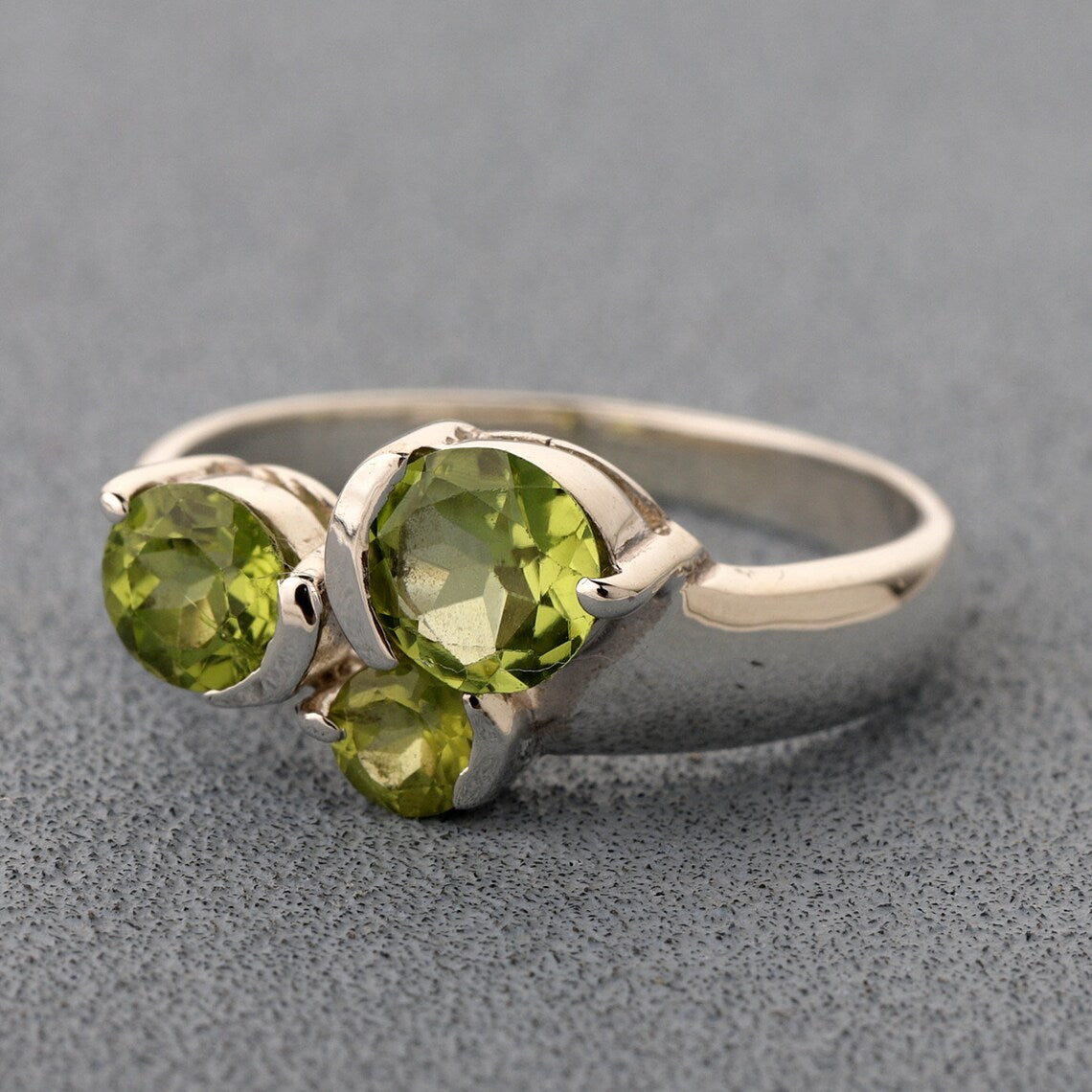 Round Peridot Ring, Peridot Stacking Ring, August Birthstone Ring Green Stone Ring, Promise Ring US 8 Peridot Stack Ring Gemstone Ring