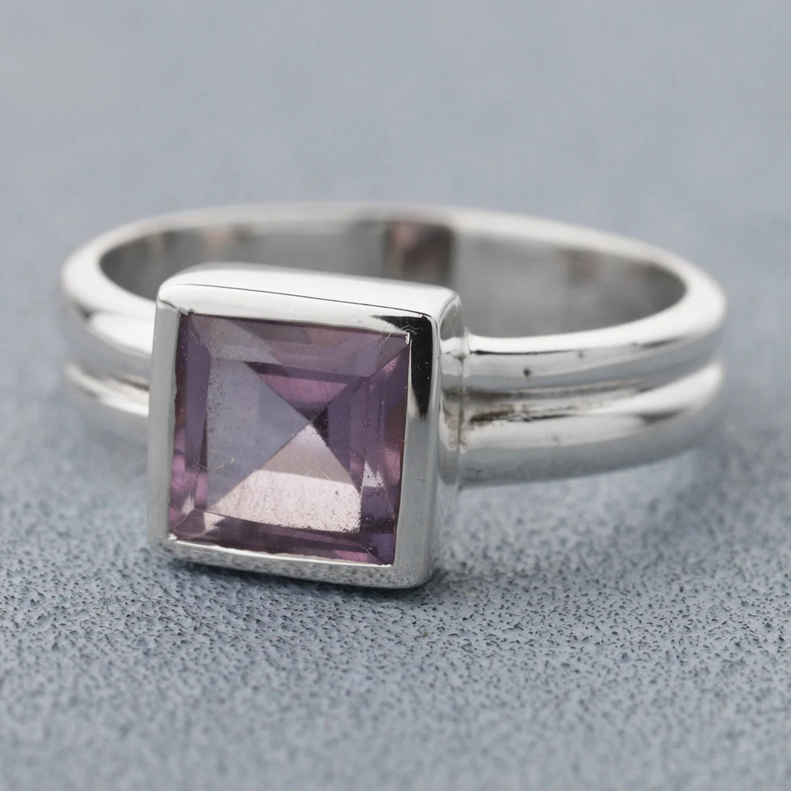 Natural Amethyst Gemstone Ring - 925 Sterling Silver Ring - Size 5 To 12 US - February Birthstone Ring - Trendy Ring - Amethyst Ring