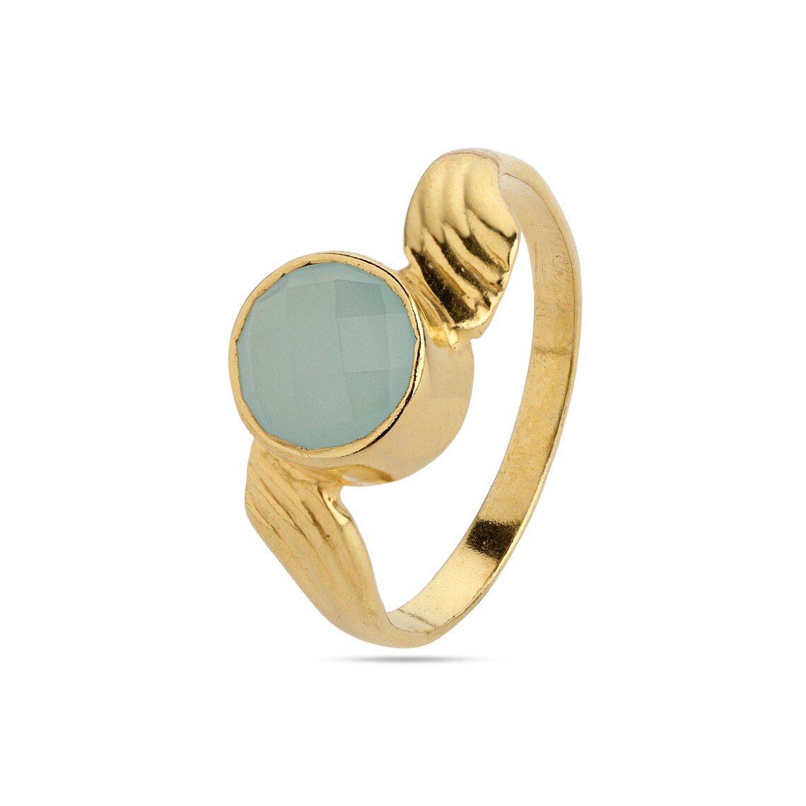 Everyday Ring - Blue Chalcedony Round Stone - 925 Sterling Silver Ring with Gold Plating