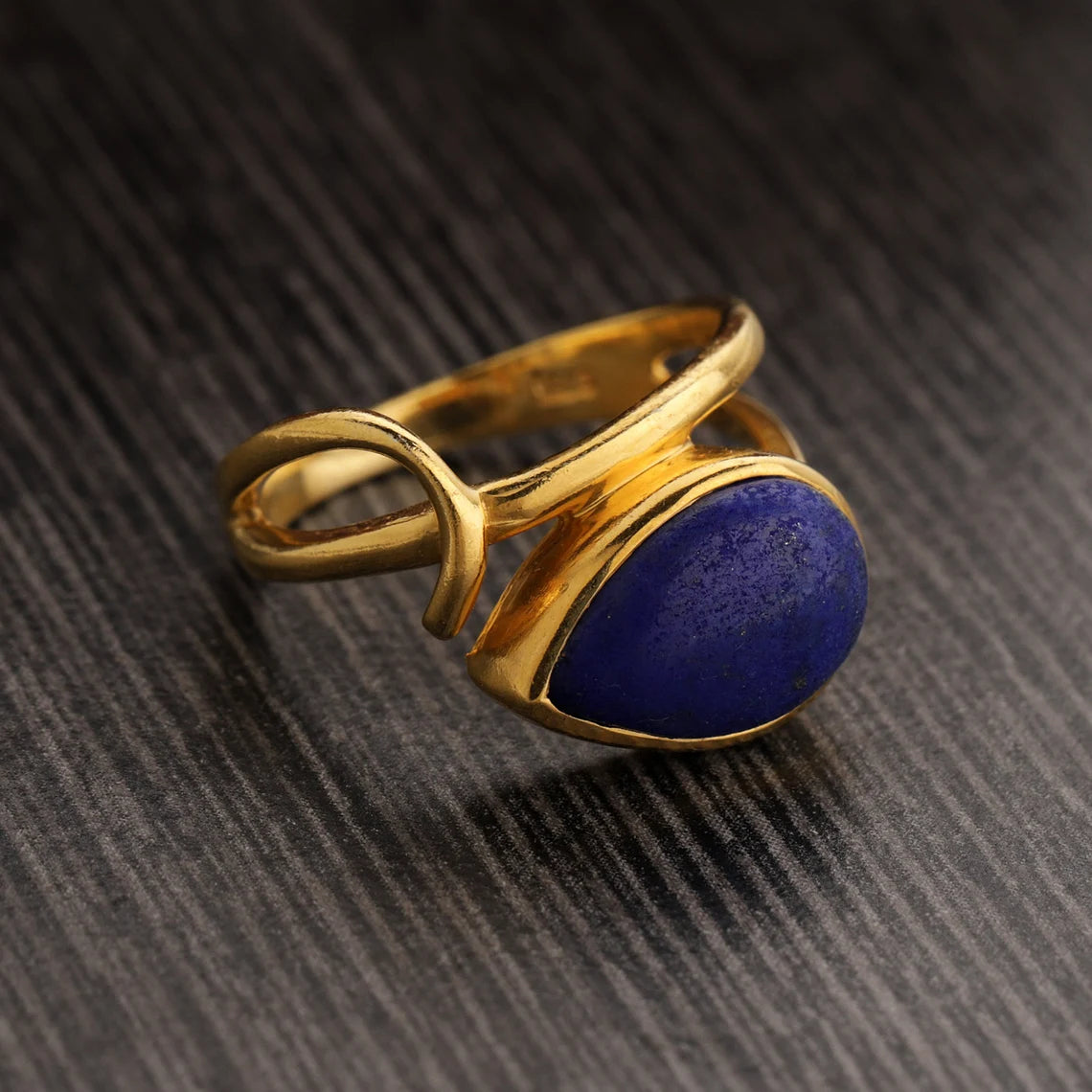 Pear Lapis ring, gemstone gold ring, stackable ring, September Birthstone ring, silver ring, lapis lazuli Ring, gold ring bezel set ring