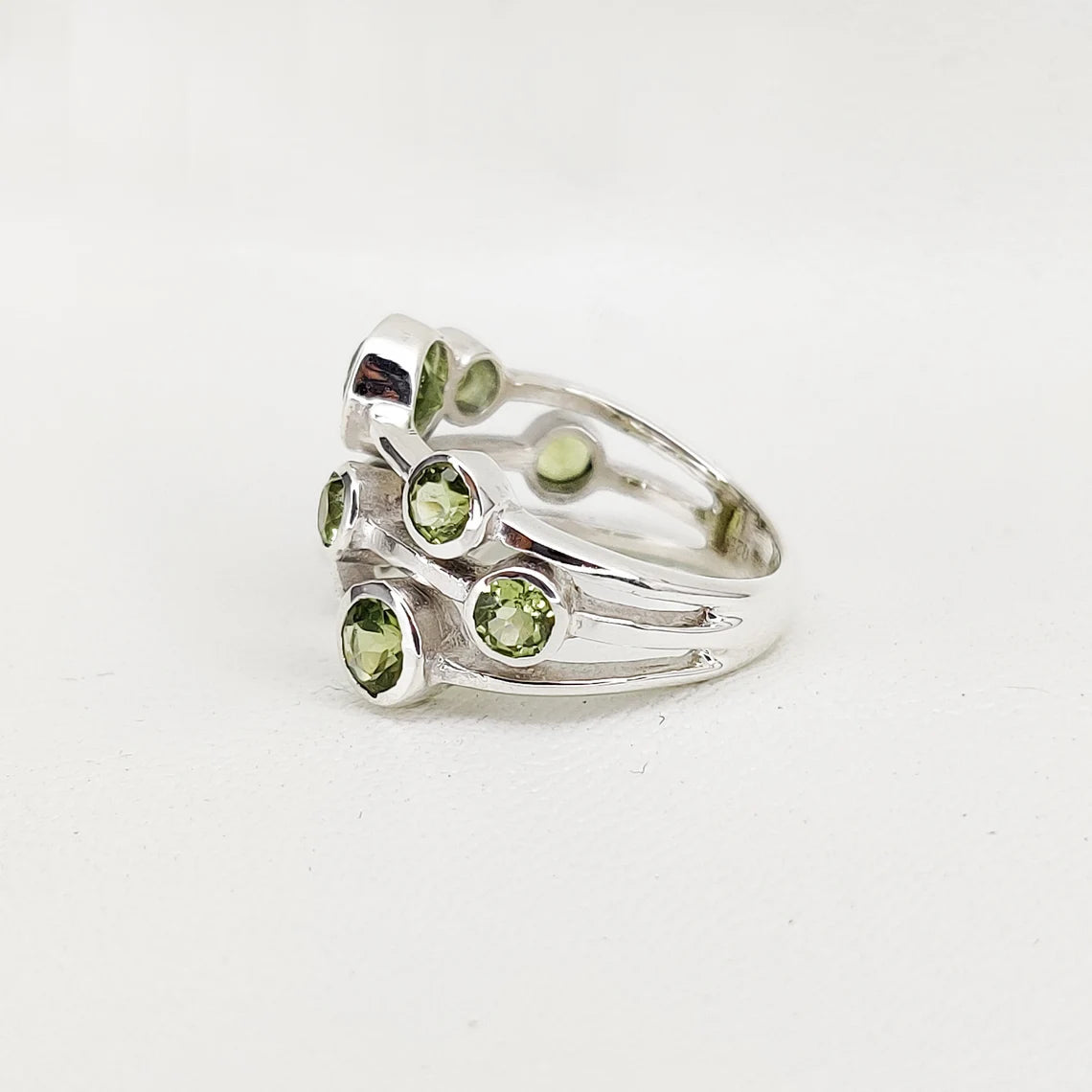 Peridot Ring, Green Bubbles Ring, August Birthstone, Natural Gemstone, Sterling Silver Ring, Modern Ring, Multi Stone Ring, Unique Gift