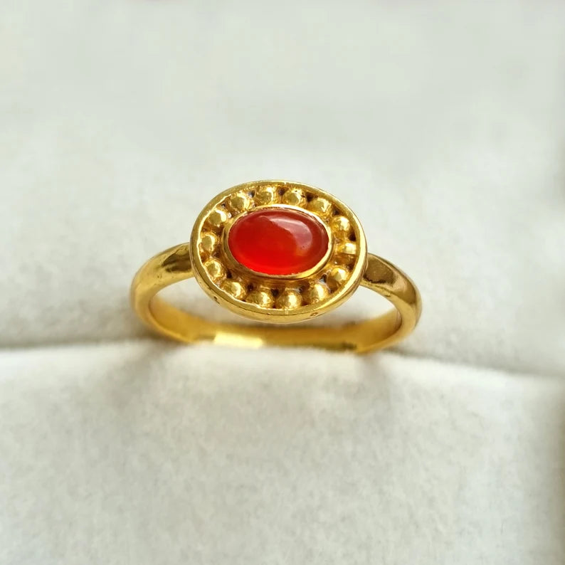 Oval Carnelian 18k Gold Ring, Carnelian Gemstone Ring, Carnelian Oval Cabochon Ring, Handmade Ring, Statement Ring, August Birthstone Ring